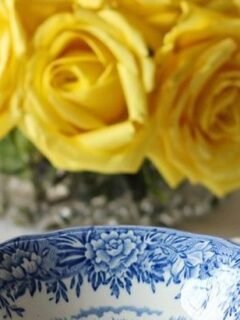 10 Vintage China Sets Worth Thousands From Royal Doulton To Spode Collectors Still Seek