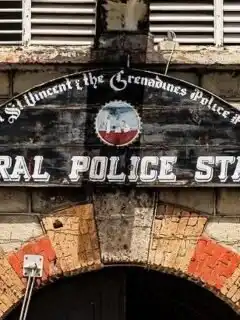 6 Things You Should Never Photograph While Traveling, Security Advisories Warn