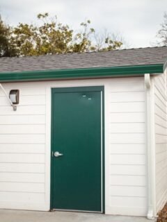 12 Common Yard Features That Violate Local Rules – Code Enforcement Officials Warn